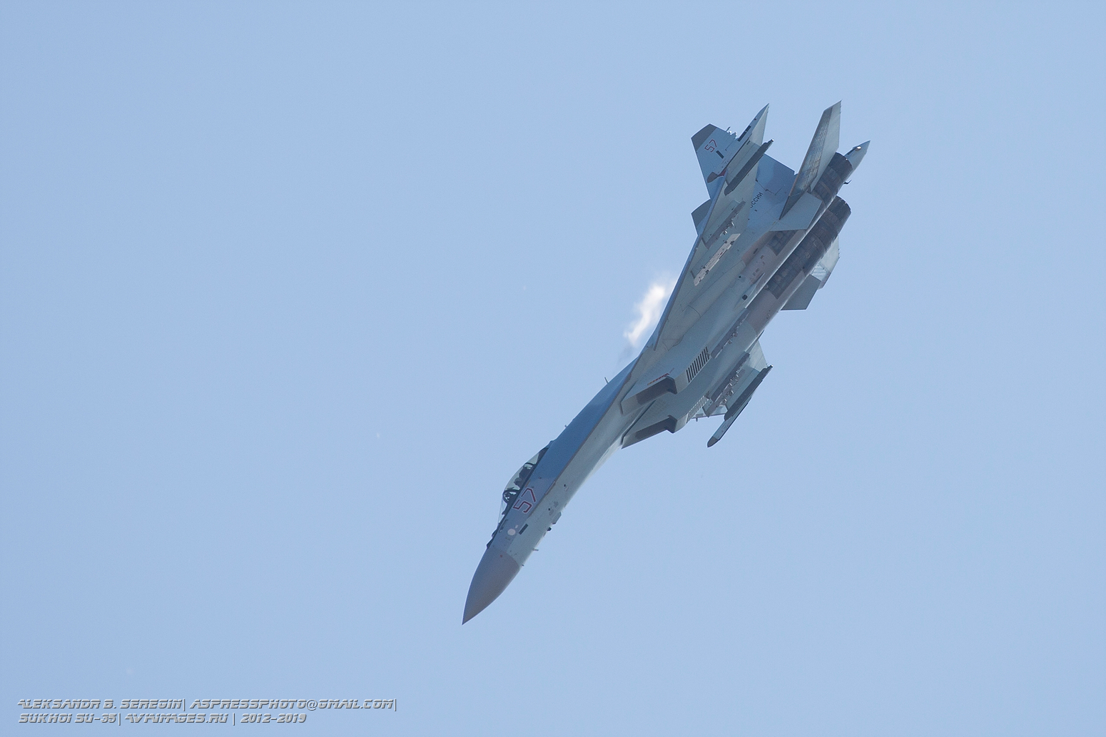 28.2017.VKS_.105.Years_.Russian.AirShow.Su35.Pilotage.ASppaImages.COM_
